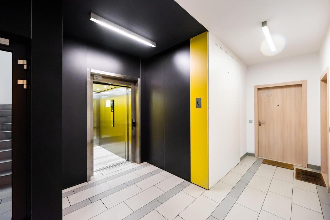 Wola Luxury Wooden Apartment Varşova Dış mekan fotoğraf