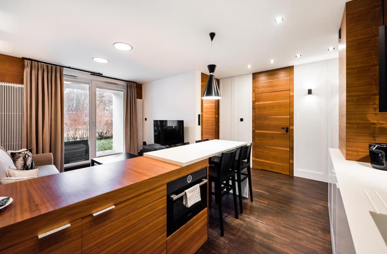 Wola Luxury Wooden Apartment Varşova Dış mekan fotoğraf